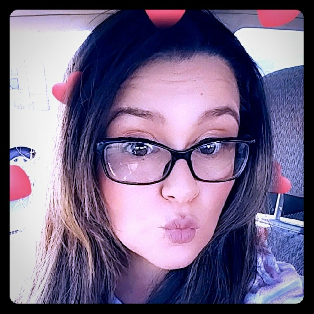 Meet your Posher, Ashly